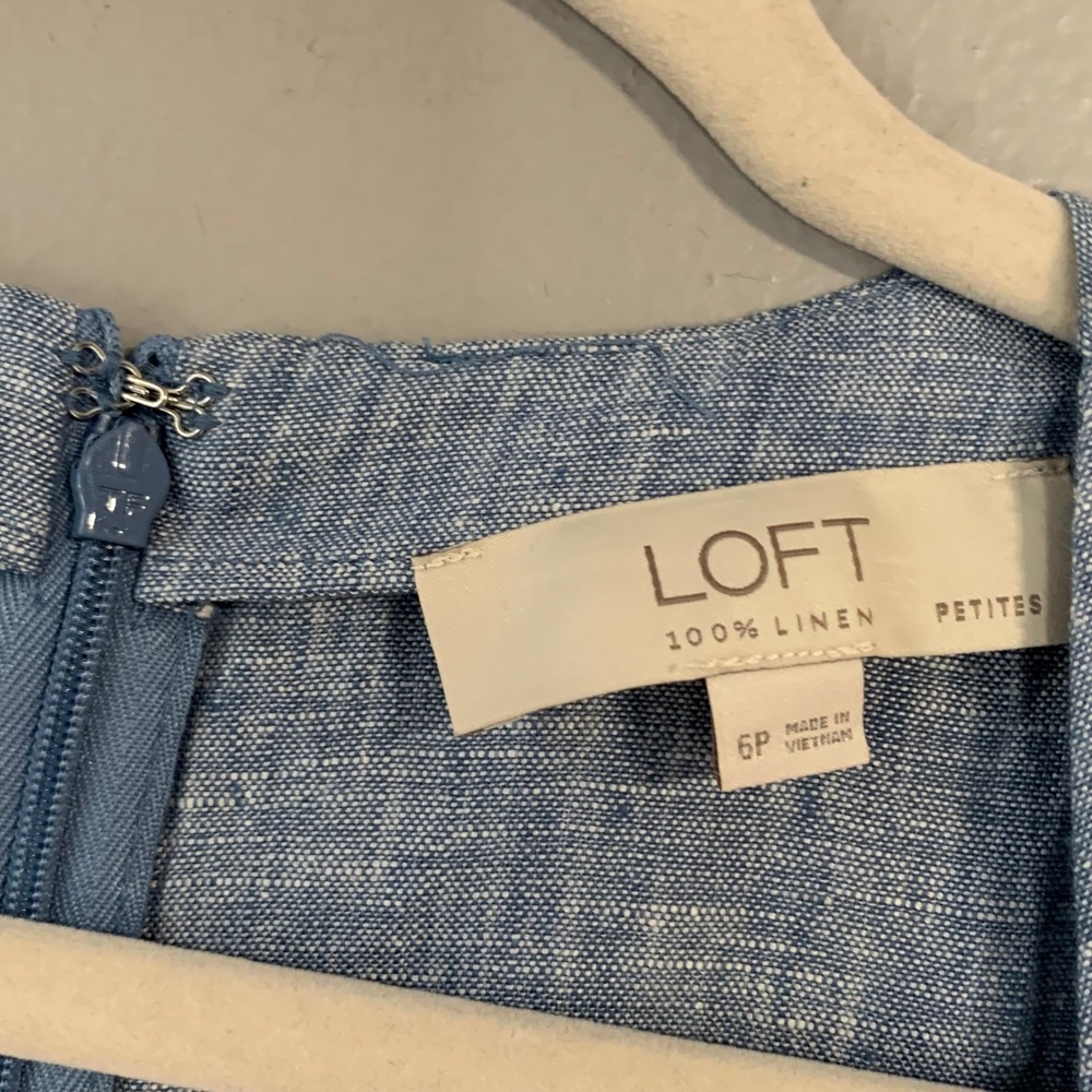 Loft Chambray Linen Pocket Sheath Dress. Size‎ 6P - Picture 4 of 12